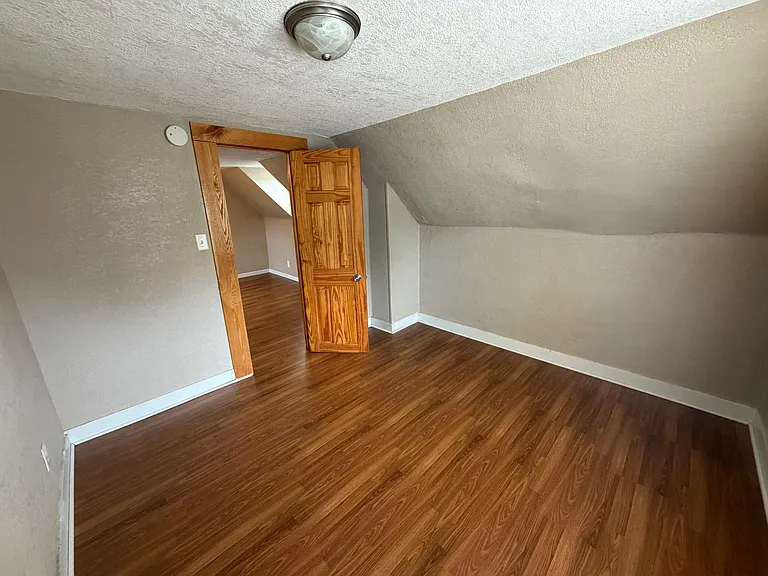 211 E High St #2 — Photo 10