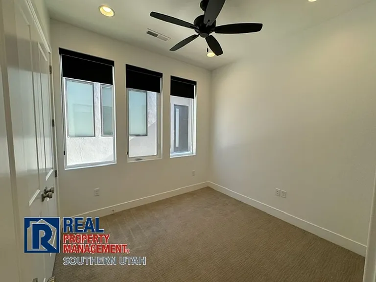 2806 E Church Oak Dr — Photo 10