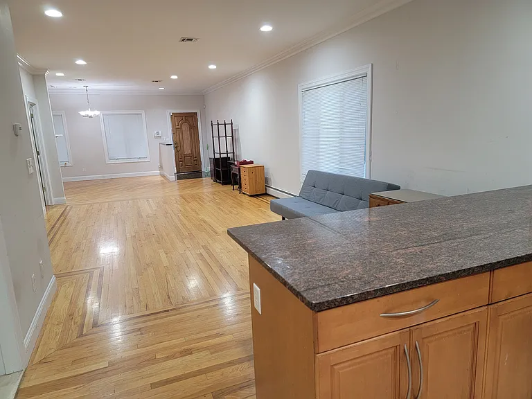 50A E Edsall Ave — Photo 13