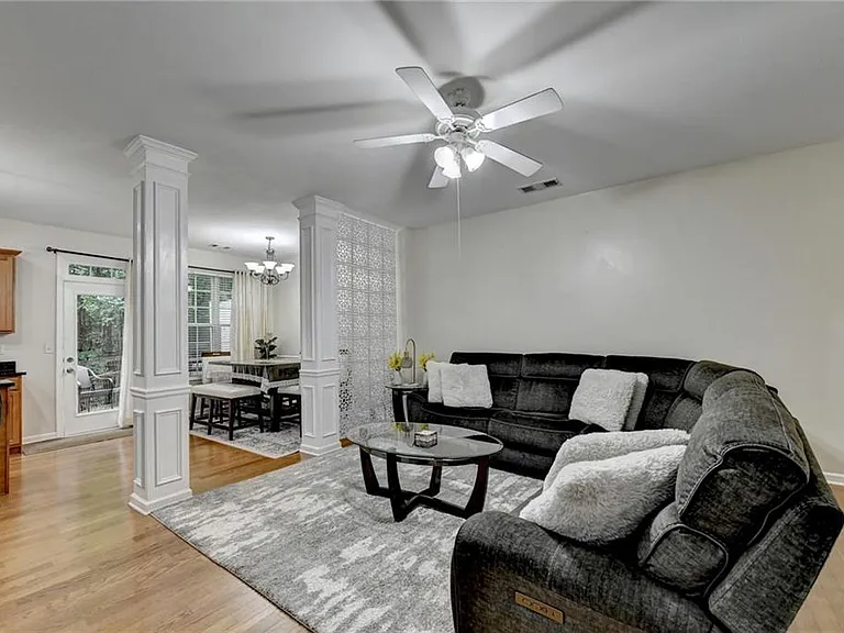 2602 Pierce Brennen Ct — Photo 9