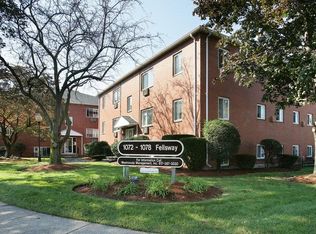 1072 Fellsway APT 10, Medford, MA 02155