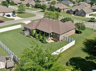 26 Little Creek Xing, Decatur, AL 35603