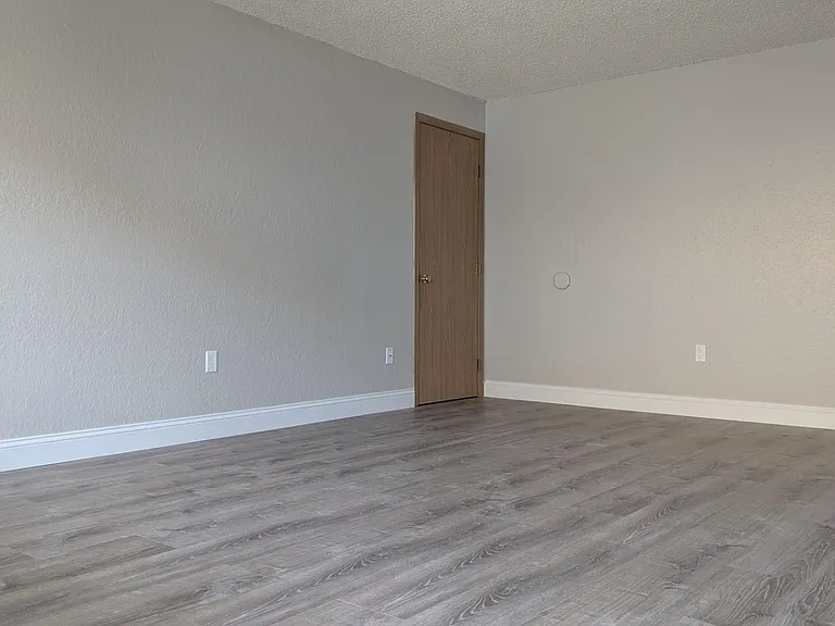 Unit Photo