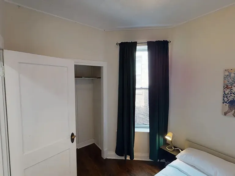 2430 N Spaulding Ave #2 — Photo 12