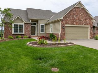 2832 S Woodbury Dr, Independence, MO 64055
