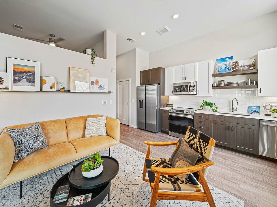 Model Living Room