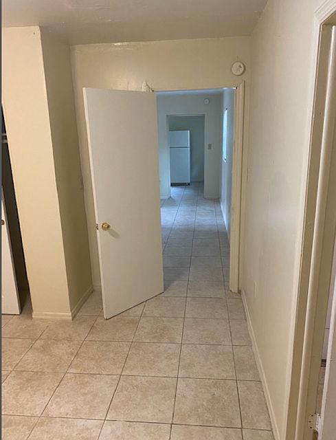 2nd image of 1737 Ixora Dr APT B