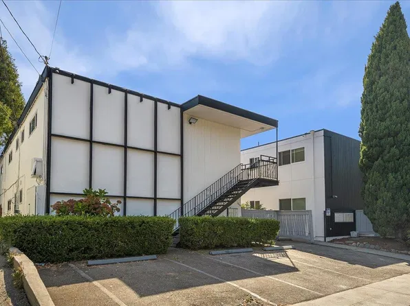 Dwight Way, Berkeley, CA 94703