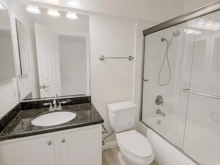 3939 Illinois St #3D — Photo 14