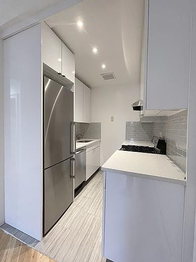 2nd image of 1047 2nd Ave APT 2B