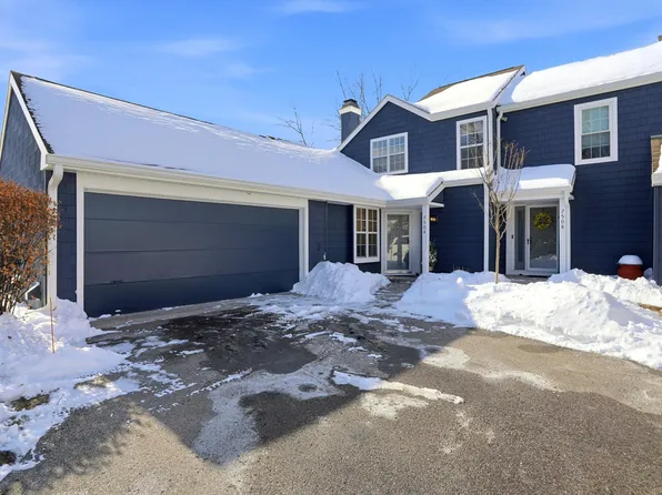 7504 Harbour Isle, Indianapolis, IN 46240