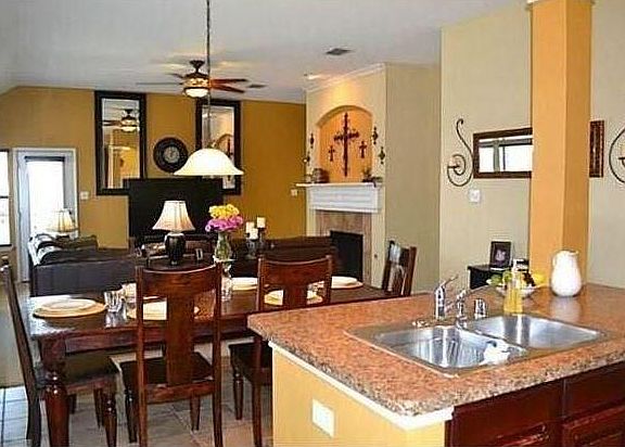 4th image of 15444 Yarberry Dr