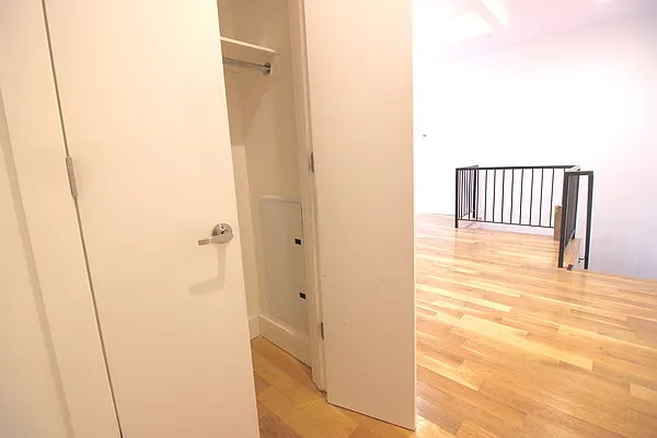 Rented by EXR | media 43