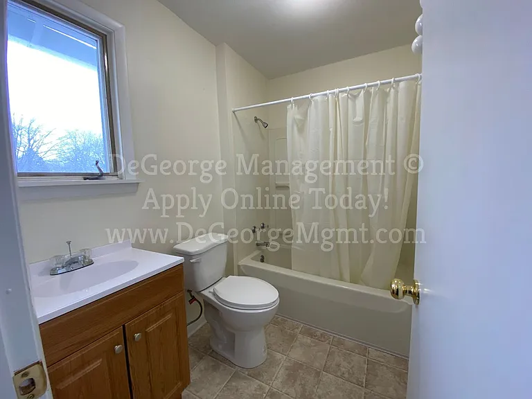 409 Madison St — Photo 35