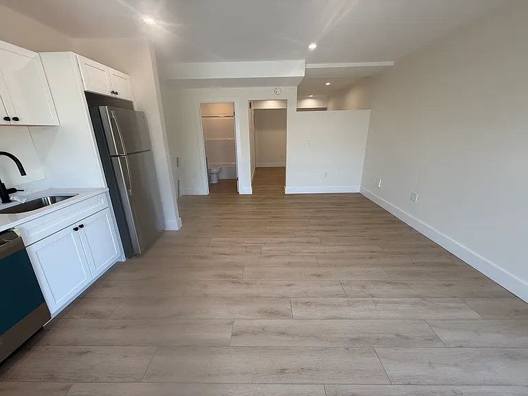 24 Stone St #119 — Photo 3