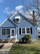 1 bed, 1.0 bath, 2025 sqft, $1,295 — Photo 2