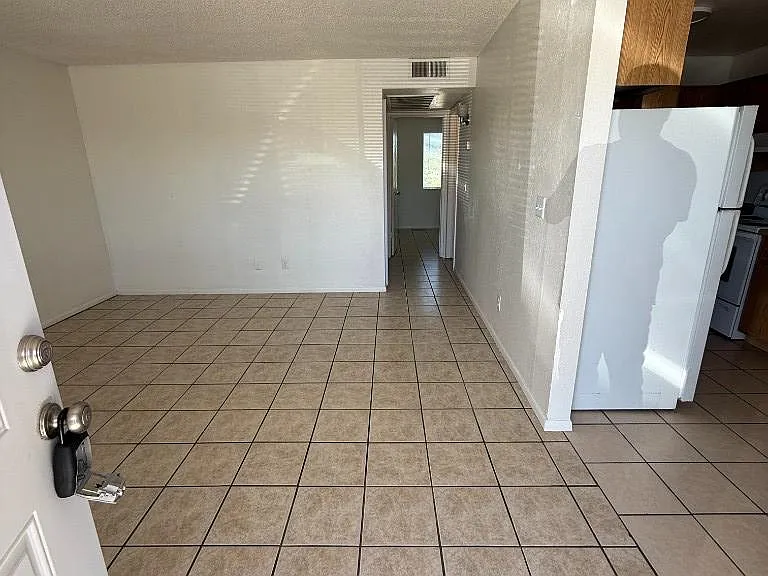 508 N Scott Ave #1 — Photo 9