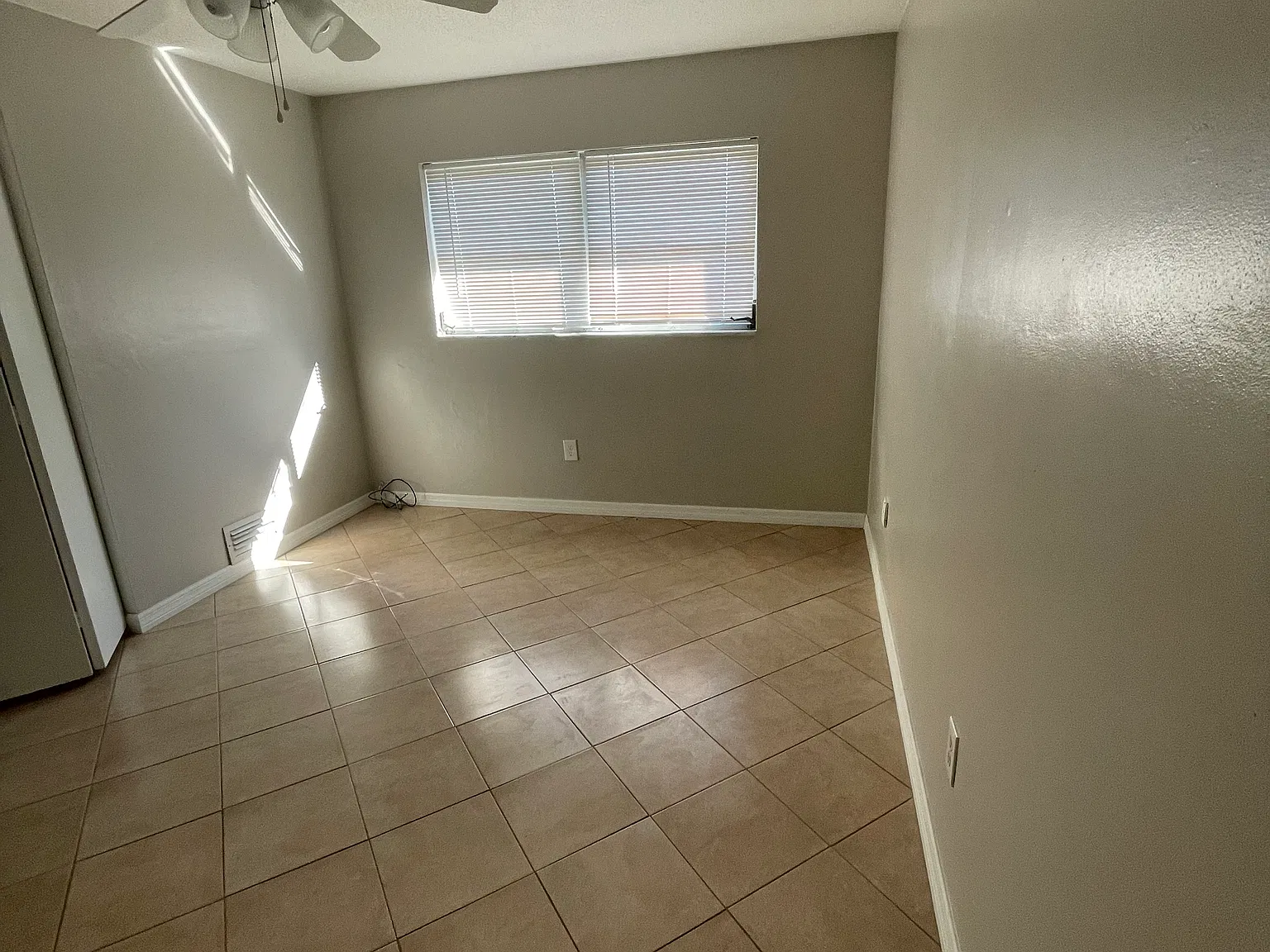 2 bed, 1.5 bath, $1,995 — Photo 2