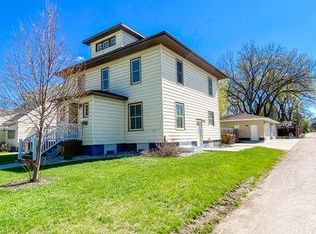 614 7th Ave #1, Brookings, SD 57006