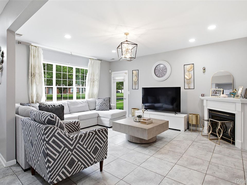 1st image of 13169 Canopy Dr