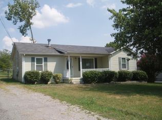 595 Woodcrest Dr, La Vergne, TN 37086