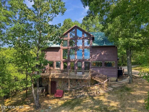 504 Twin Oak Mountain Ln, Townsend, TN 37882