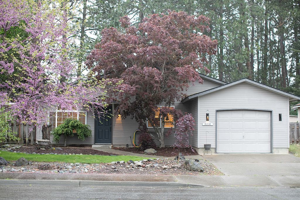 3231 N 10th St - Property Image