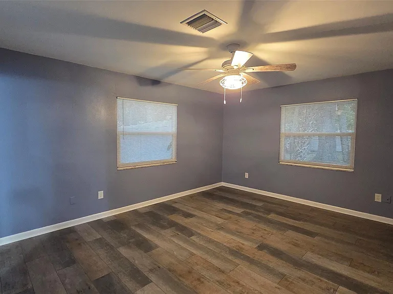 426 Tulip Dr — Photo 13