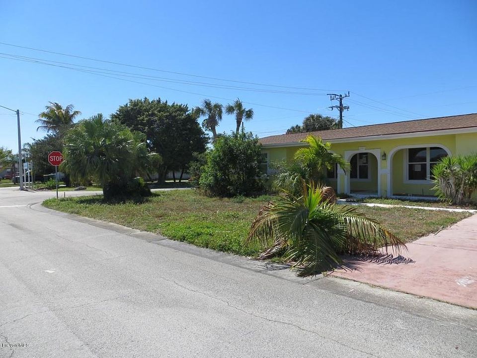 1st image of 361 Coral Reef Dr