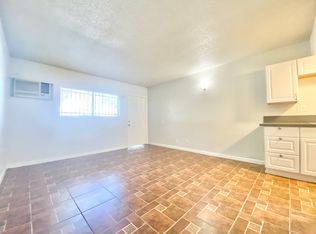 100 E 69th Way APT C, Long Beach, CA 90805