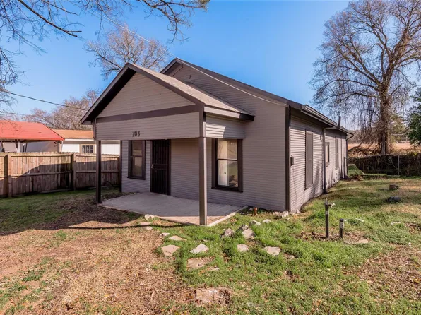 703 Avenue J, Huntsville, TX 77320