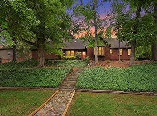 222 Shadowlawn Dr, Jamestown, NC 27282