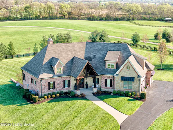 33 Timberwood Dr, Simpsonville, KY 40067