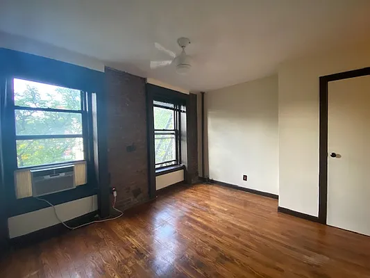 Rented by Oxford Property Group | media 29