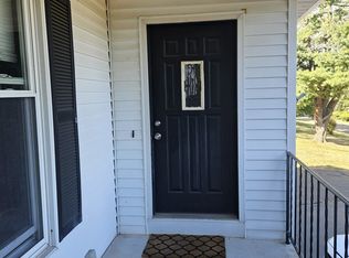 49 Long Meadow Dr, Meriden, CT 06450