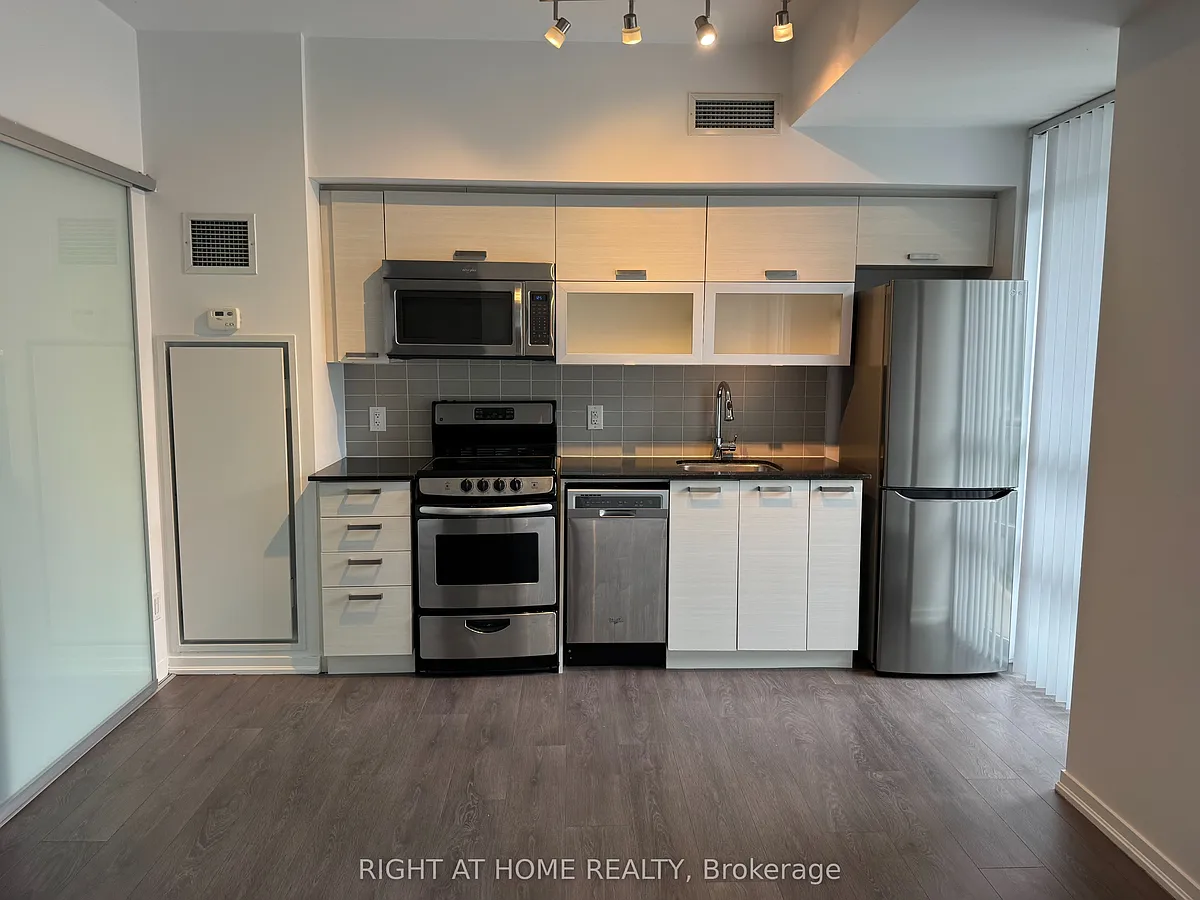 Building Photo - 68 Abell St #1227