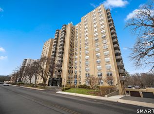 50 Glenbrook Rd APT 1F, Stamford, CT 06902