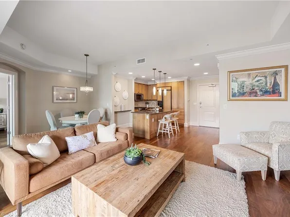 9123 Strada Pl 7501, Naples, FL 34108