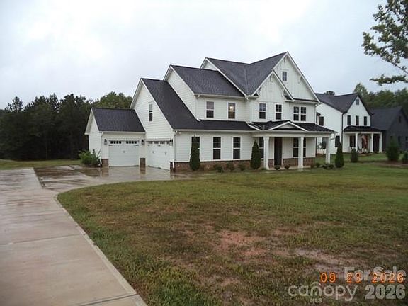 2nd image of 8722 Sherrills Ford Rd