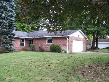 1st image of 8409 W Greenview Dr