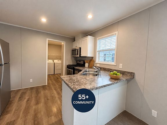 2nd image of 39500 W Warren Rd #59