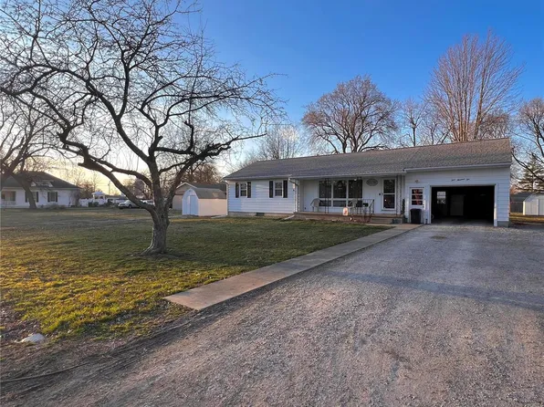 410 Park St, Monroe City, MO 63456