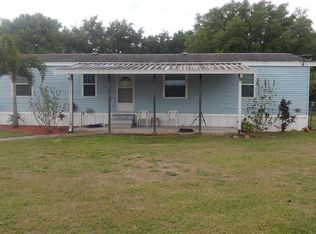 943 Lake Thomas Rd, Lake Wales, FL 33898