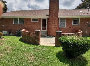 1420 Carousel Cir, Columbia, SC 29203