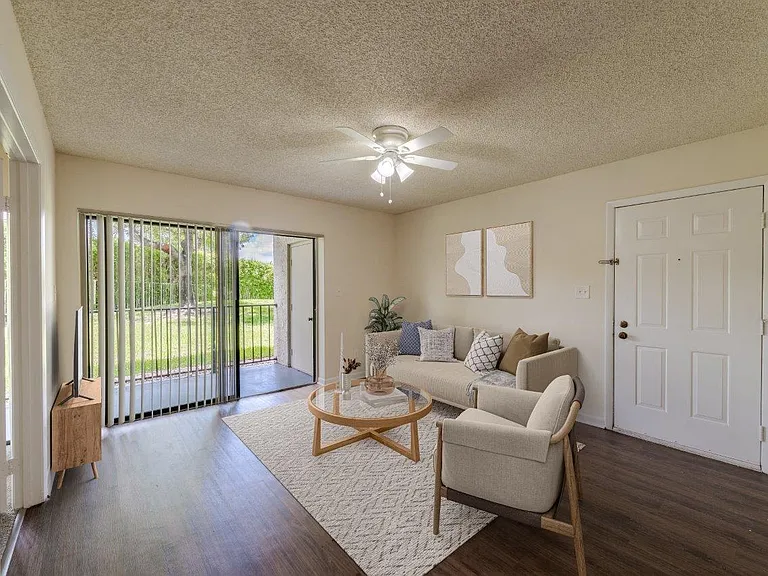 Village Place Apartment Homes — Photo 17