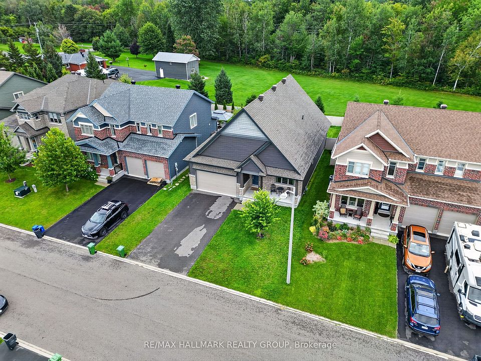 1st image of 206 Pioneer Rd