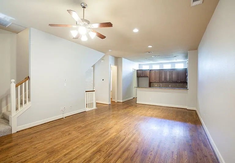 5124 Belmont Ave — Photo 15