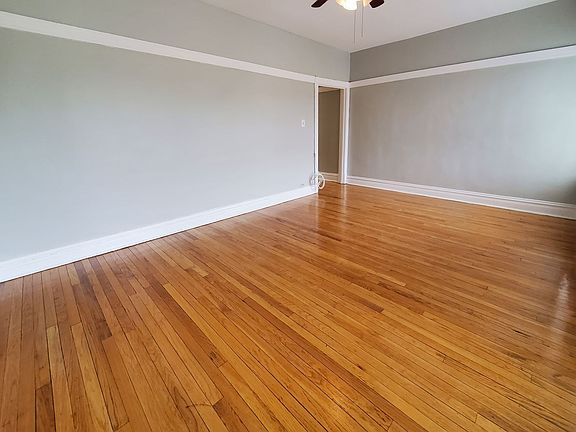 4th image of 4239 N Lincoln Ave APT 2