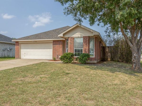 home-for-sale-in-royse-city-439-900