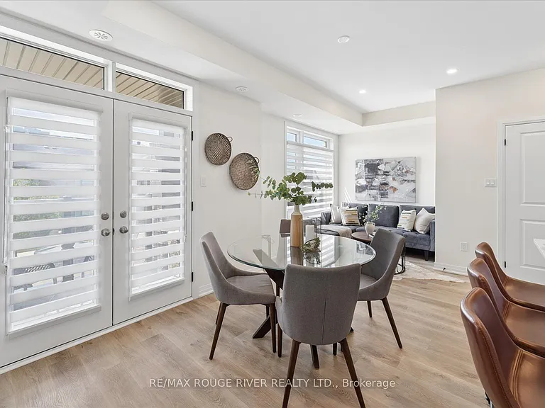 6 Esquire Way — Photo 21